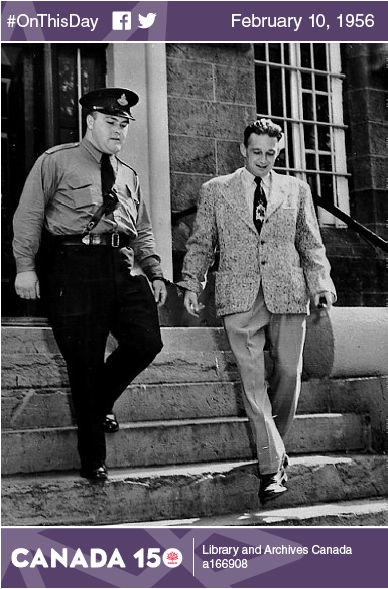Photo of Wilbert Coffin leaving the courthouse in Percé, in Gaspé, Quebec, during his trial in July 1954