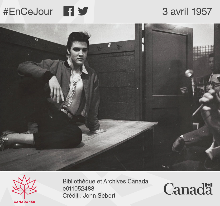 Photo d'Elvis répondant aux questions des journalistes après un concert donné au Maple Leaf Gardens de Toronto, 2 avril 1957.