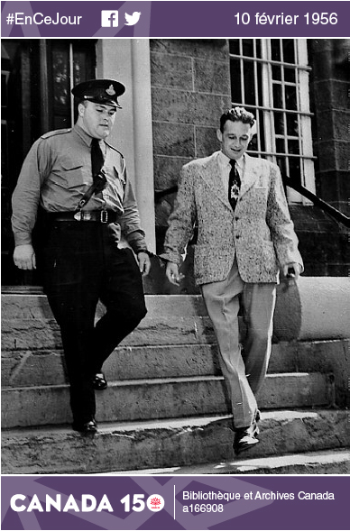 Photo de Wilbert Coffin à sa sortie du tribunal à Percé, en Gaspésie, pendant son procès en juillet 1954.
