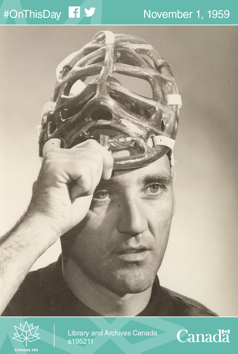 Photo of Jacques Plante raising his goalie mask, 1960